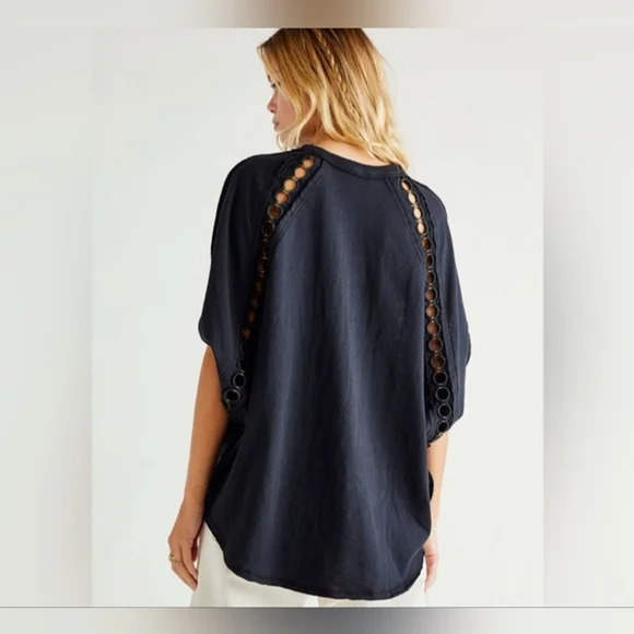 Free People Rough Around The Edge Top Black Dolman Sleeves Crochet Grommet Large - Picture 8 of 12